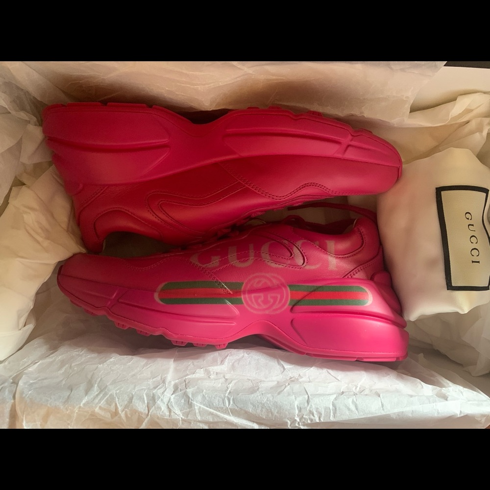 GUCCI Rhyton Gucci logo leather sneaker